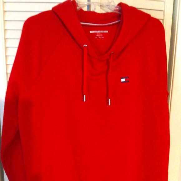 Red hoodie in XL - Picture 1 of 4